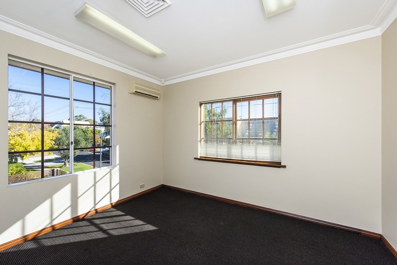 For Lease Peppermint Grove