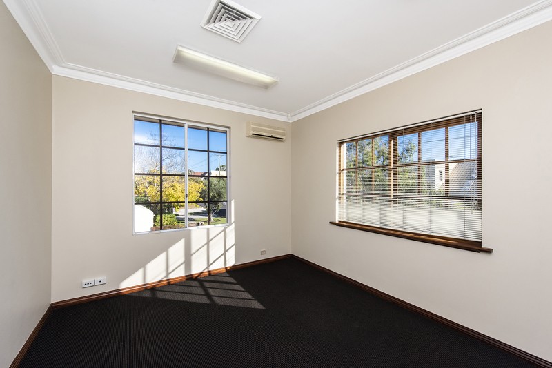 For Lease Peppermint Grove