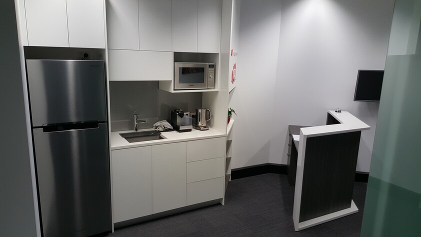 Westgate - 42sqm / Grade A Fully Lockable Sublet with shared Boardroom, Reception & Kitchen