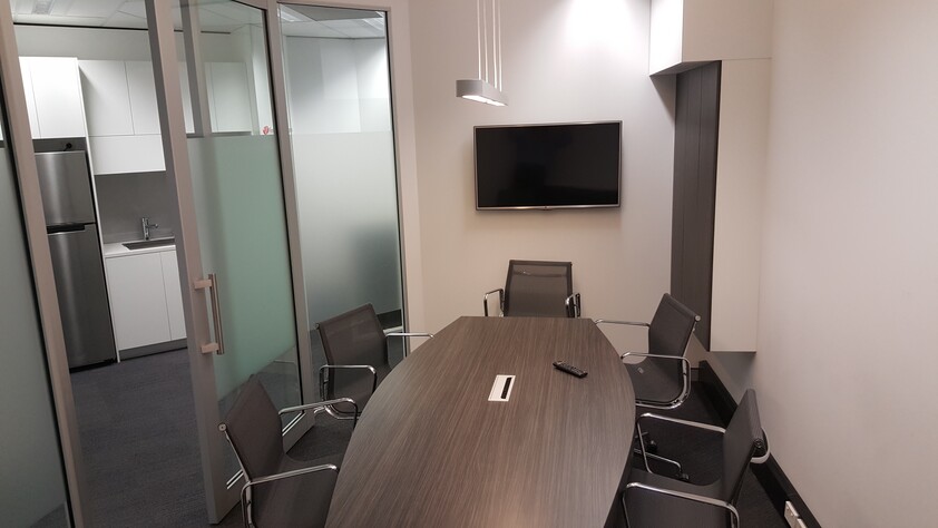 Westgate - 42sqm / Grade A Fully Lockable Sublet with shared Boardroom, Reception & Kitchen