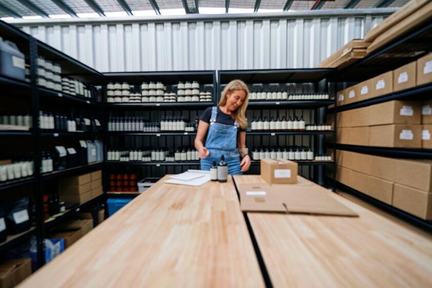 Individually secure warehouse units & private offices with thriving commuity!