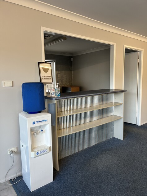 Prime Location 2500sq m Workshop/Warehouse + Office/Showroom + loads of off street parking and storage space