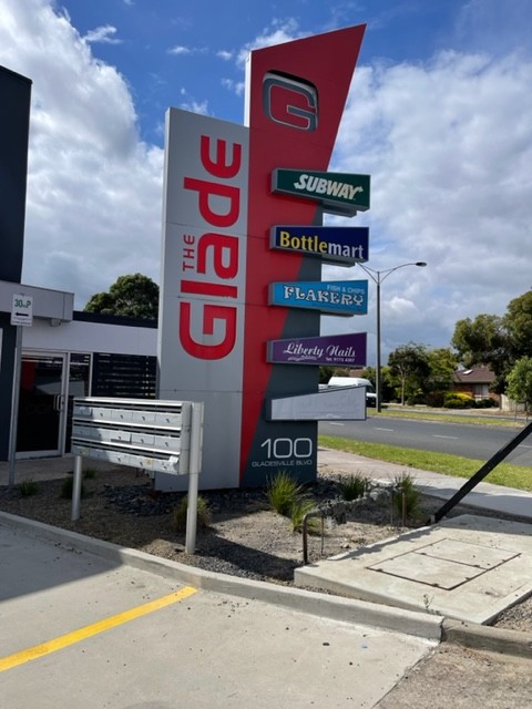 OLD TENANT GONE - COMPLETE FITOUT INCLUDED - NO SETUP COSTS!!