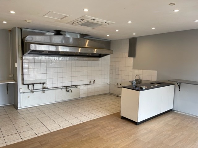 COMPLETE FITOUT FOR FAST FOOD READY TO GO!!