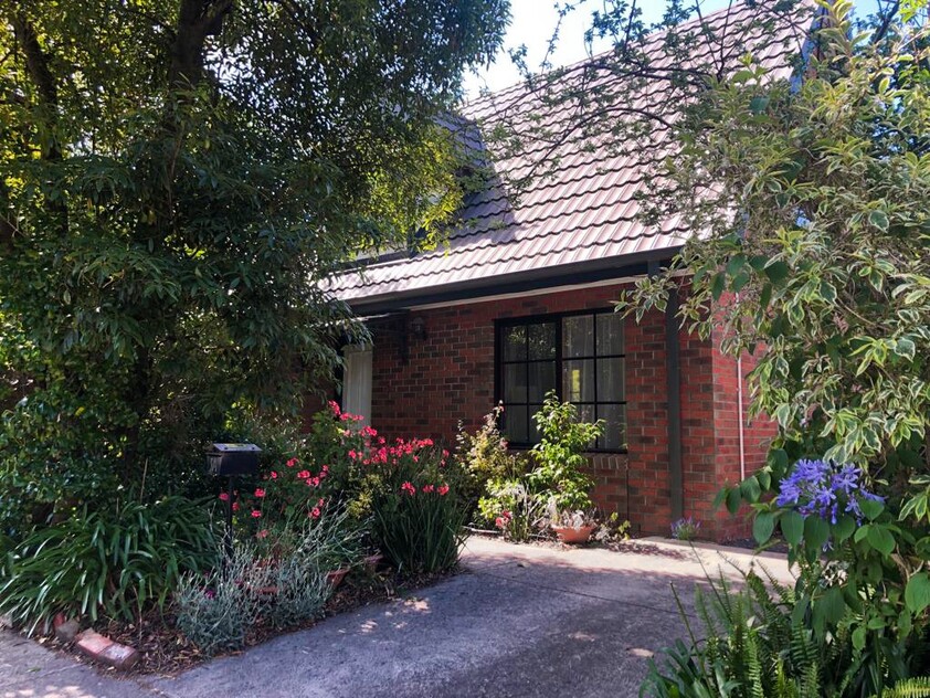 Perfect location in a beautiful area with a spacious backyard