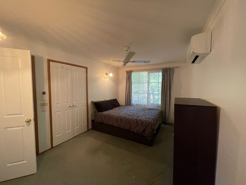Perfect location in a beautiful area with a spacious backyard