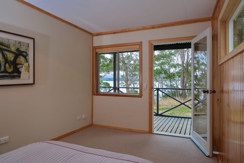 Deep Bay TAS House for Rent