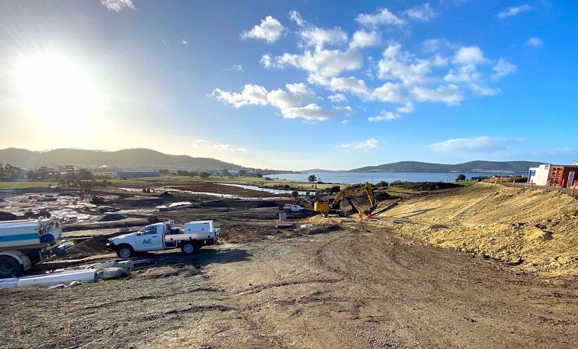EXTRA LARGE VACANT BLOCK OF 919SQM - WATER VIEWS ACROSS RALPHS BAY
