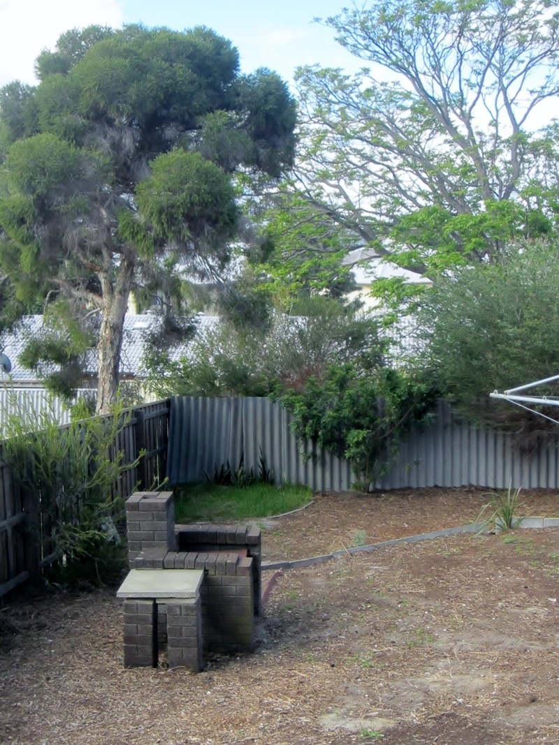 4A Foyle Road Bayswater WA 6053 Semi Detached for Rent