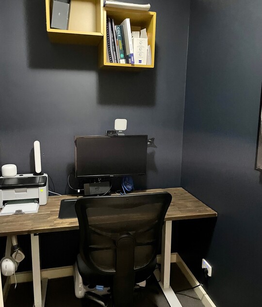 Two Bedroom Furnished Townhouse. Move in straight away.