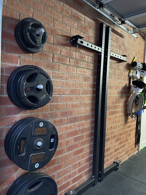 Two Bedroom Furnished Townhouse. Move in straight away.