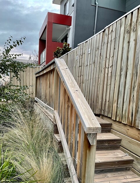 Two Bedroom Furnished Townhouse. Move in straight away.