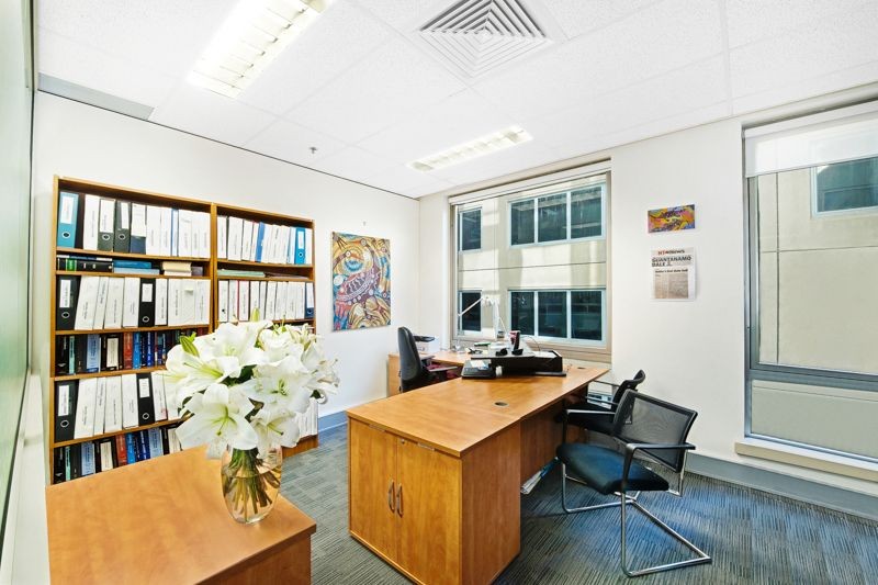 81SQM, CLOSE TO LAW COURTS AND WORLD SQUARE