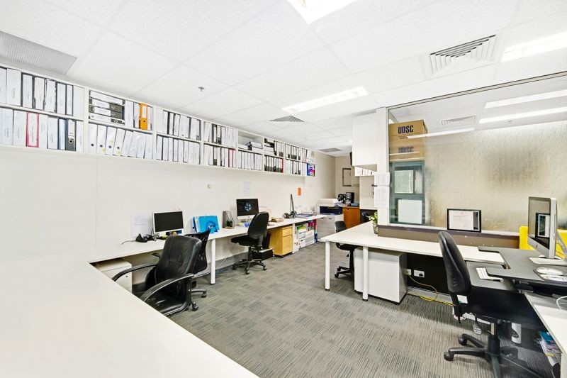 81SQM, CLOSE TO LAW COURTS AND WORLD SQUARE