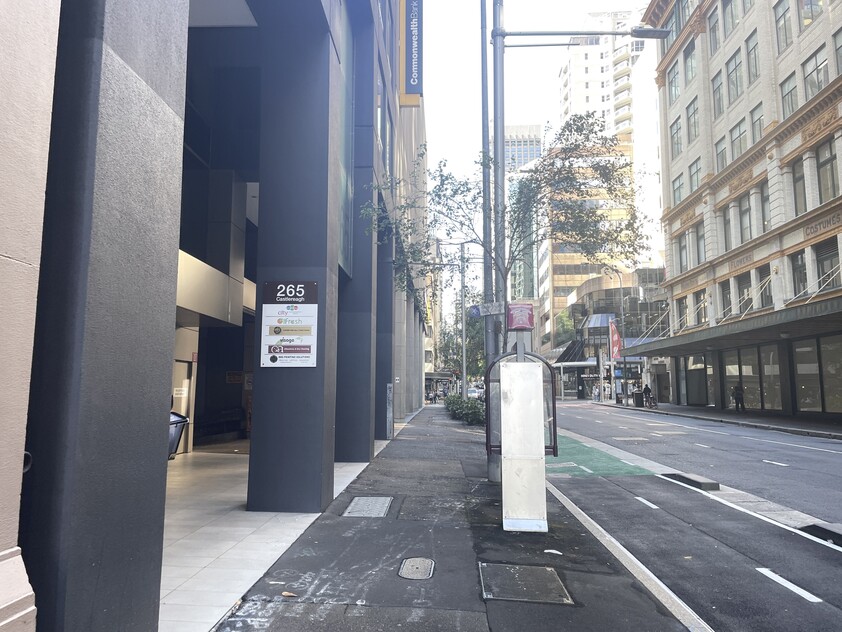 81SQM, CLOSE TO LAW COURTS AND WORLD SQUARE