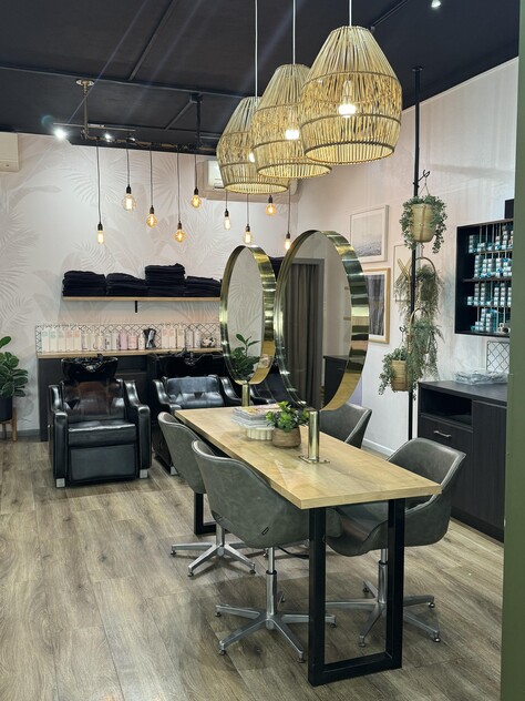 Award Winning Modern Hairdressing Salon in Townsville