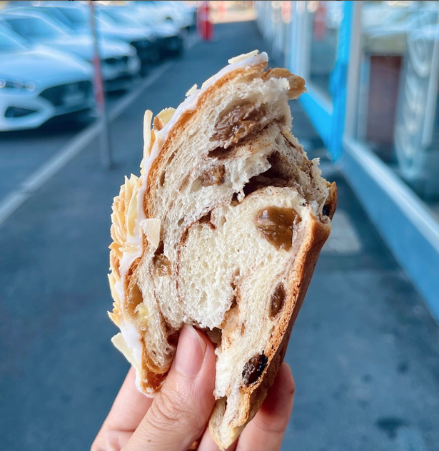 Well-established Bakery, Fresh Bread & Sweet Treats business