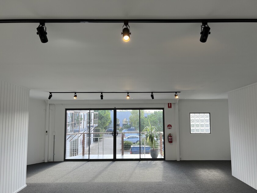 Fully Renovated Work Space Opportunity in Blooming Arts & Industrial Estate