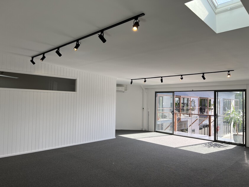 Fully Renovated Work Space Opportunity in Blooming Arts & Industrial Estate