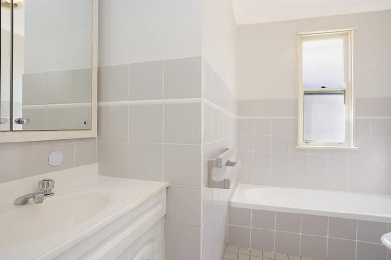 10 Roslyn Street Springfield NSW 2250 House for Rent