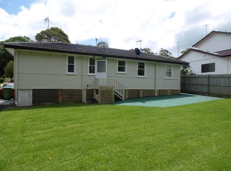 10 Roslyn Street Springfield NSW 2250 House for Rent