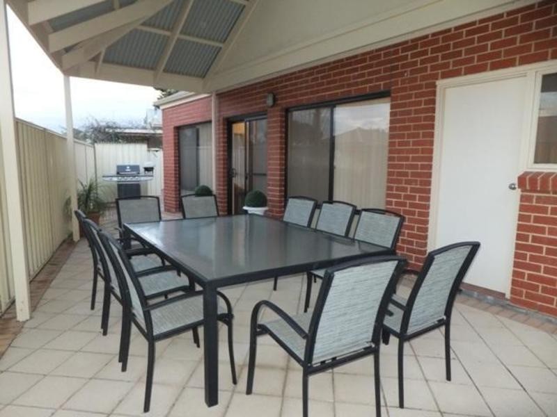 18 Lindley Road Greenacres SA 5086 House for Rent