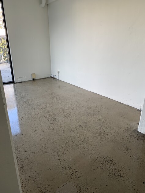 FOR LEASE