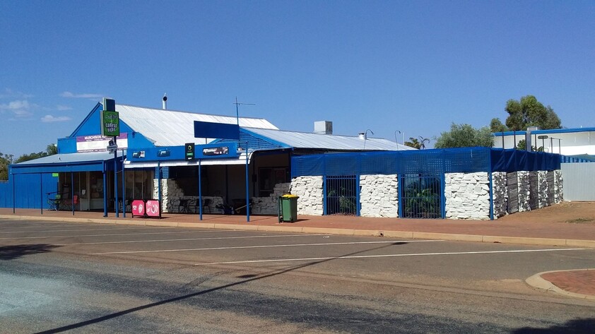 Successful, well-established Freehold Hardware store, food retail and residence