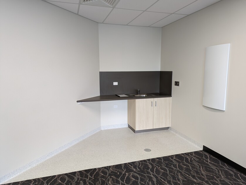 Comfortable Commercial Tenancy available in High Profile Complex Available Immediately