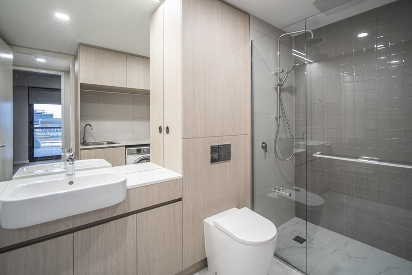 *PENDING APPLICATION* MODERN 1 BEDROOM, 1 BATHROOM UNFURNISHED APARTMENT