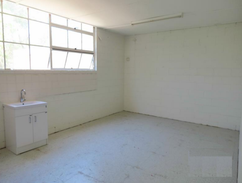 Rydalmere FREESTANDING Warehouse