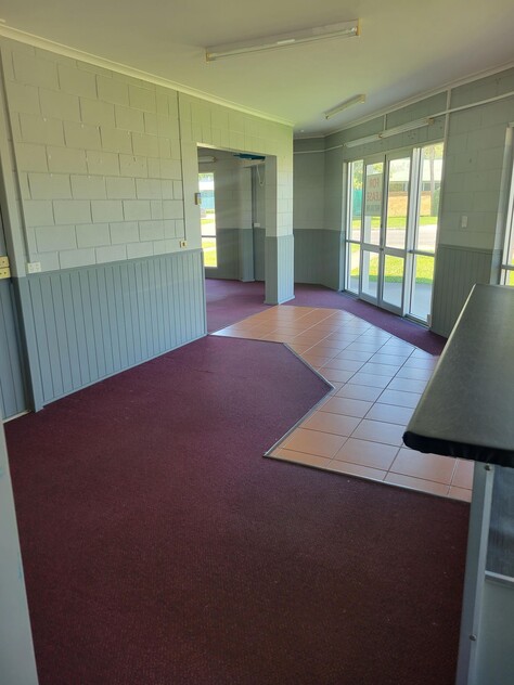 Prime commercial space!