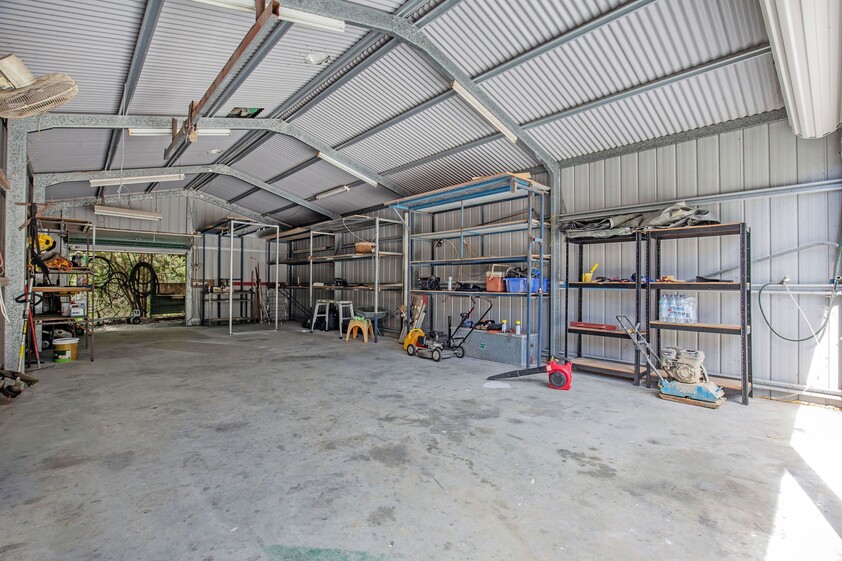 7 Koda Court Bonogin QLD 4213 Acreage Semi rural for Rent