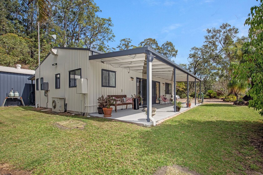 7 Koda Court Bonogin QLD 4213 Acreage Semi rural for Rent
