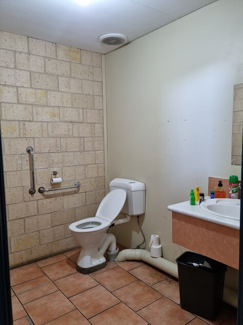 Well appointed Office/Workshop