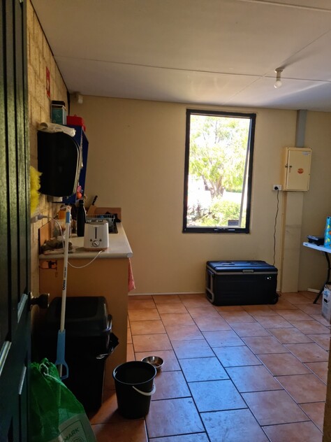Well appointed Office/Workshop