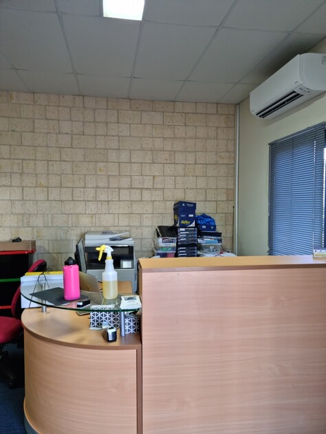 Well appointed Office/Workshop