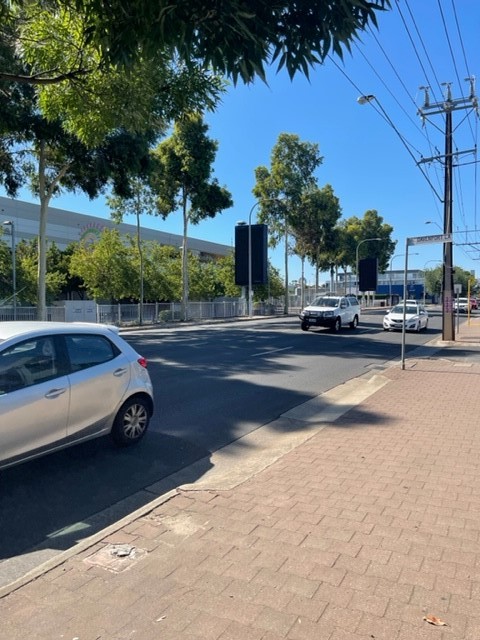 IMPRESSIVE OFFICE SUITE OPPOSITE WAYVILLE SHOWGROUNDS
