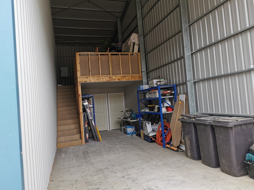 Industrial Business Hub - Modern Safe and Secure Warehouses
