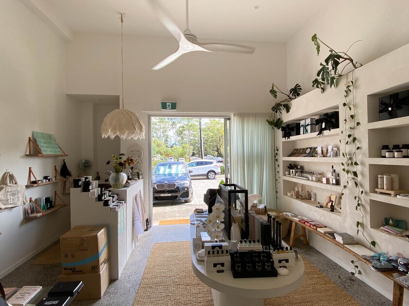 Retail showroom plus office