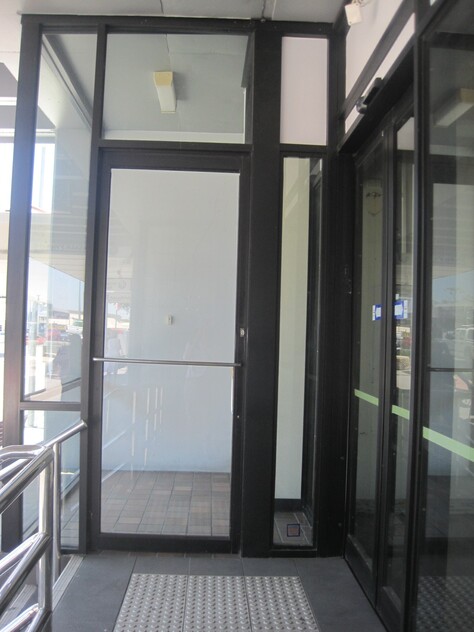 82 sqm Level 1 Office Suite in Cardiff CBD