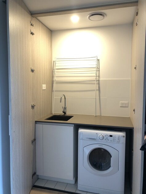 $580 per week Available from 12th March 2023. Superb unobstructed views, north-east facing.