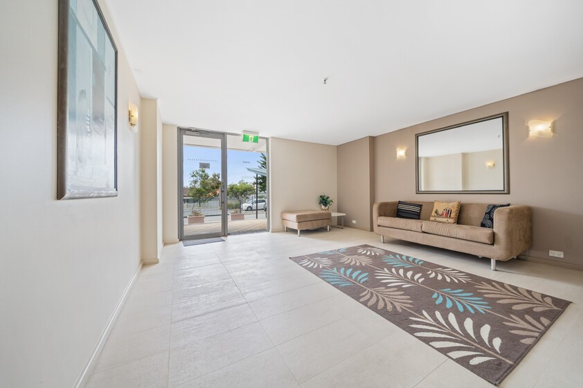 14/10 Wellington Street Mosman Park WA 6012 Apartment for Rent