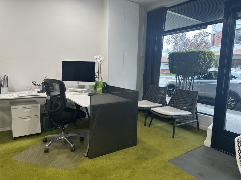 Brilliant commercial lease opportunity for architects / designers/ creative consultants/business consultants