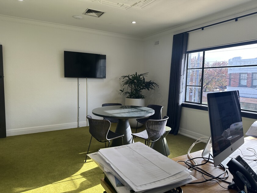 Brilliant commercial lease opportunity for architects / designers/ creative consultants/business consultants