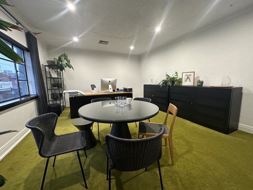 Brilliant commercial lease opportunity for architects / designers/ creative consultants/business consultants