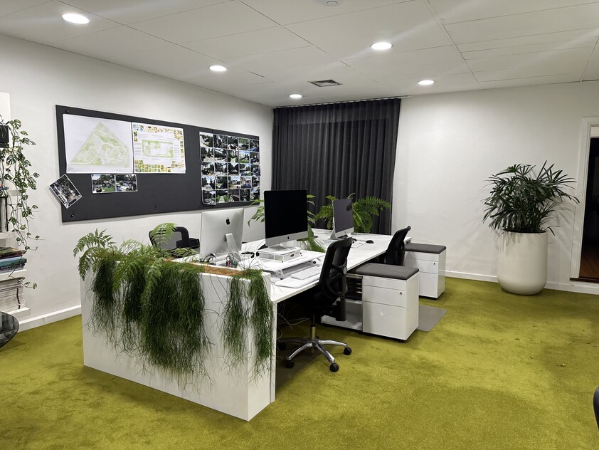 Brilliant commercial lease opportunity for architects / designers/ creative consultants/business consultants