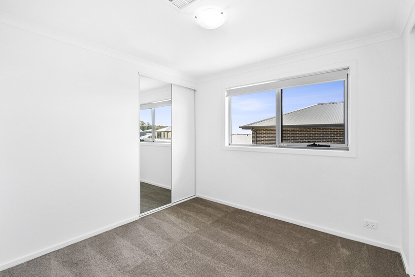 Brand New Luxurious Family House for Lease!