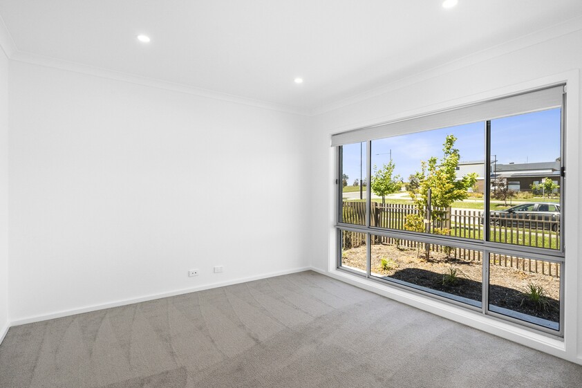 Brand New Luxurious Family House for Lease!