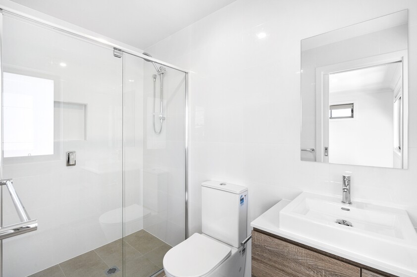 Brand New Luxurious Family House for Lease!